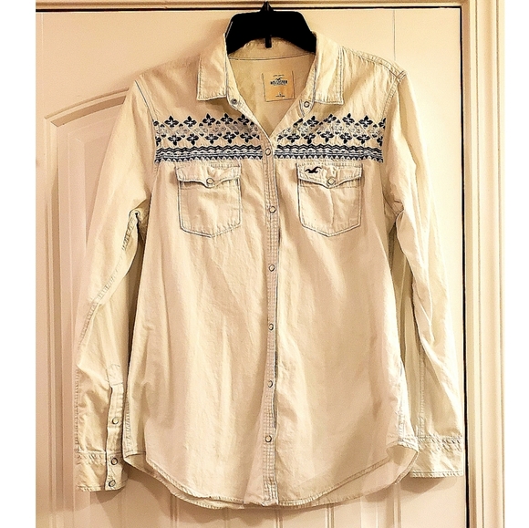 Hollister Tops - Like New! Hollister Denim Shirt